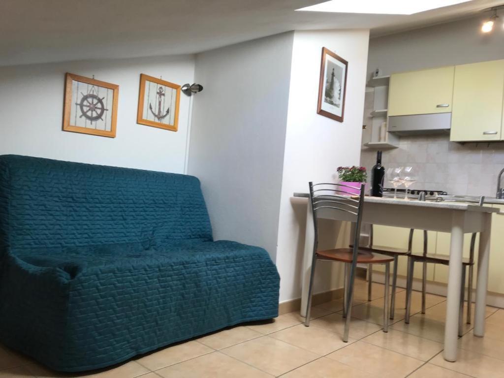 La Mansardina Leilighet Porto Torres Eksteriør bilde